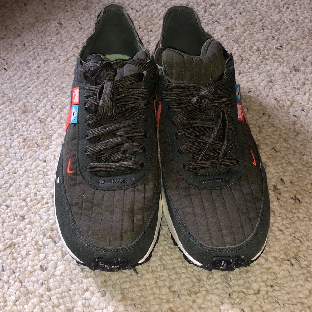 Nike Snugs Sneakers